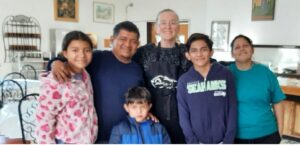 Donna Hollis, OFS, with Central American refugee family